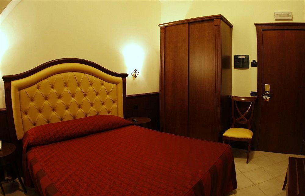 Domus Augusta Bed & Breakfast Roma Ngoại thất bức ảnh