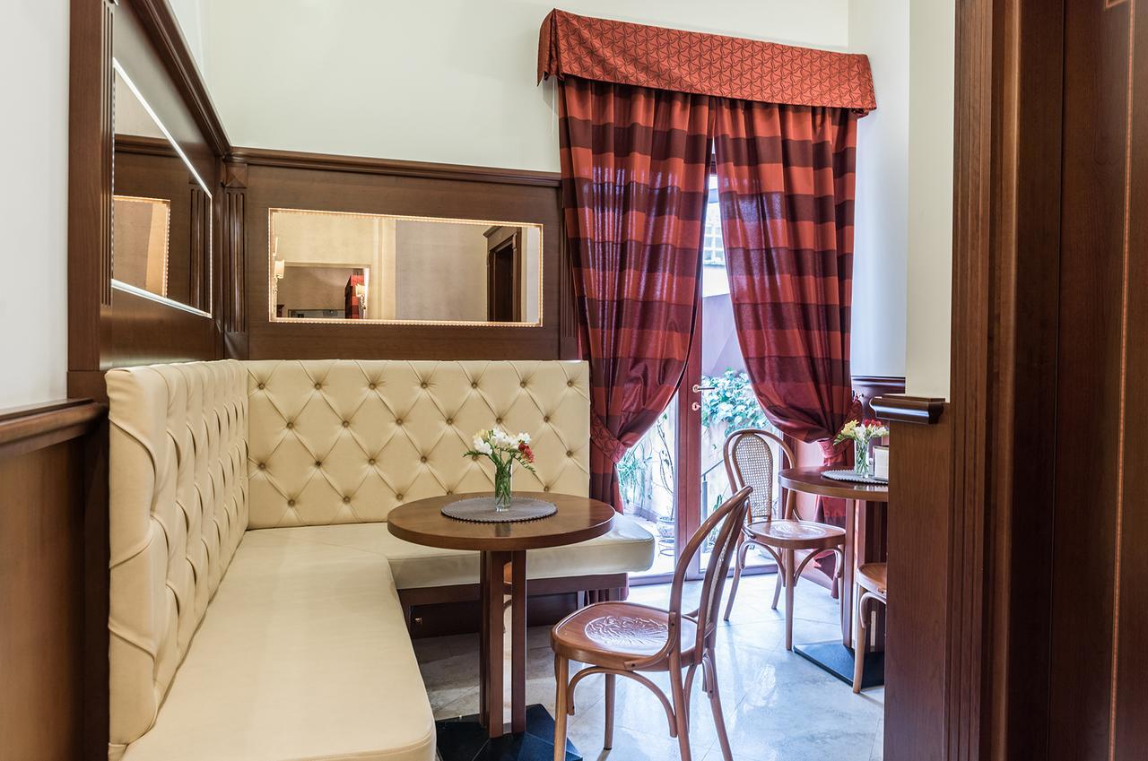 Domus Augusta Bed & Breakfast Roma Ngoại thất bức ảnh